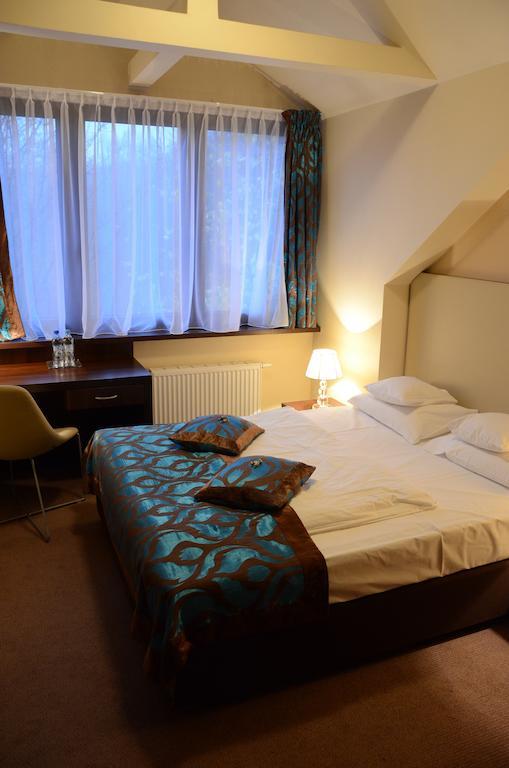 Agat Hotel Łódź Zimmer foto