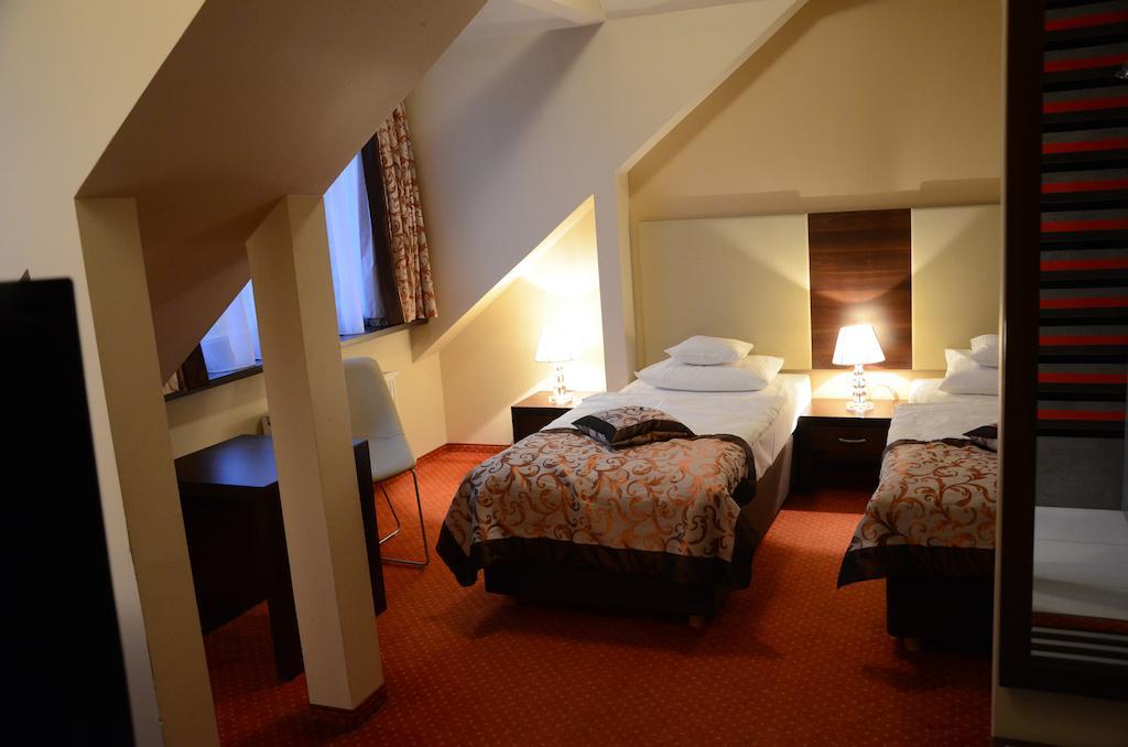 Agat Hotel Łódź Zimmer foto